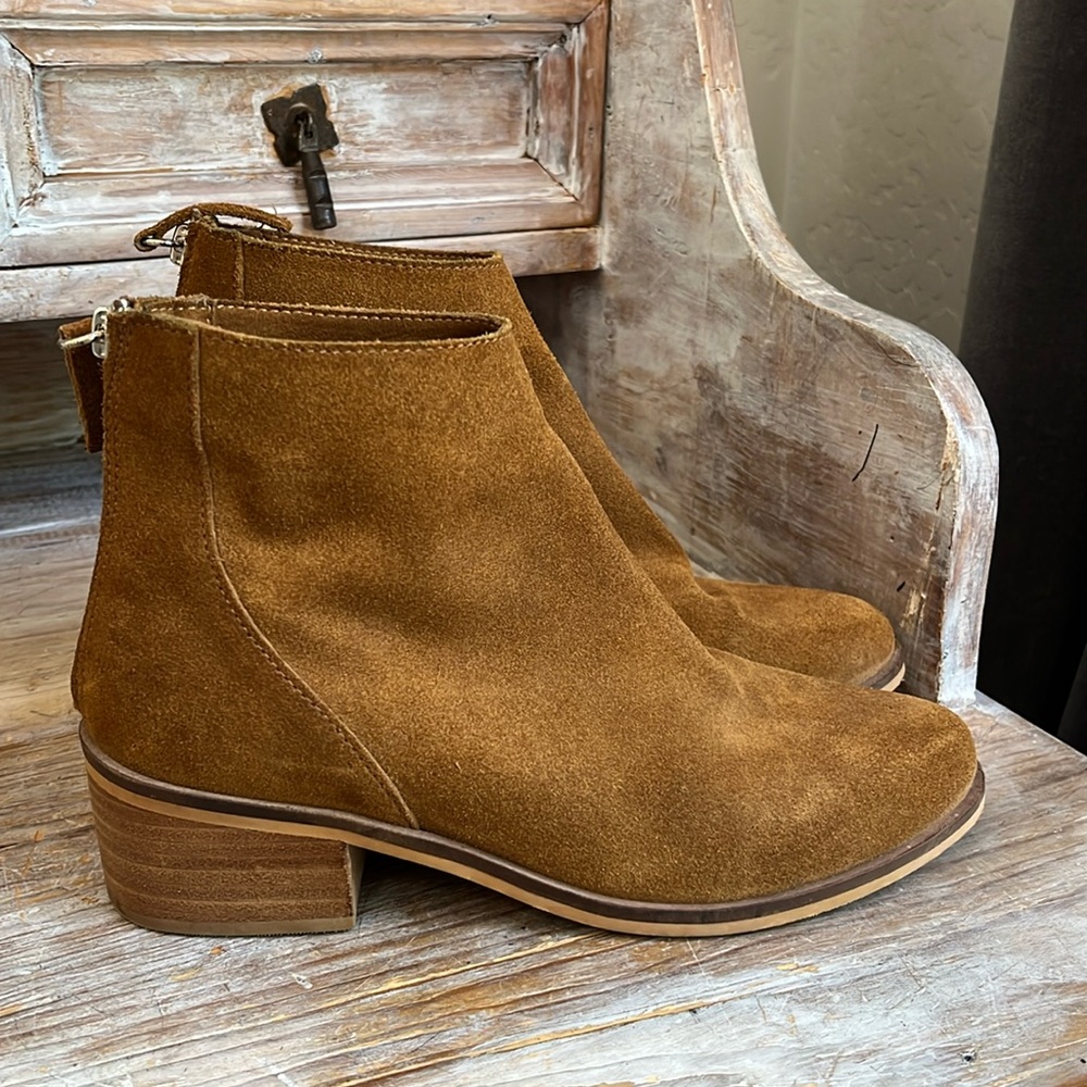 🤎 Steve Madden Legally all leather suede brown tan boots size 7.5